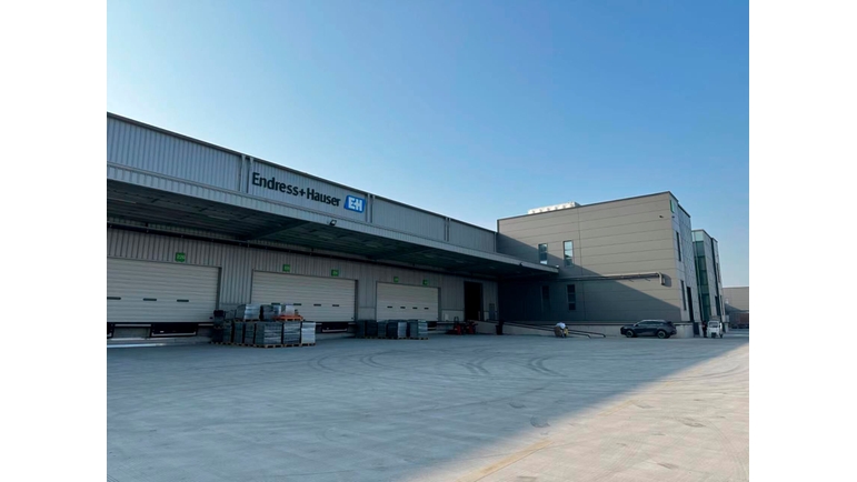 El centro logístico de Endress+Hauser está situado en Kunshan, al este de China, y entró en funcionamiento en 2024.