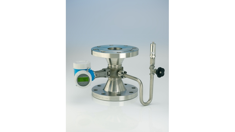 Prowirl F 200 with mounted pressure measuring unit for gases and steam (can be rotated through 360°)