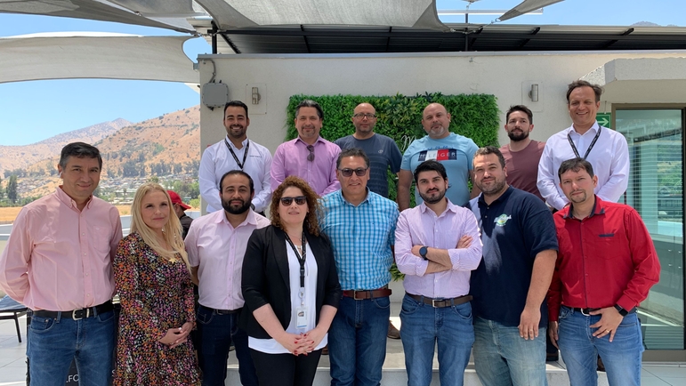 Key Account Manager, Tomás Godoy with Enap people.